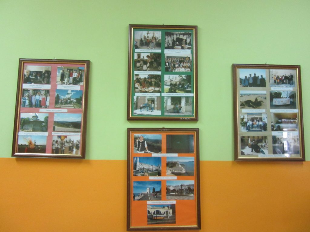 29. The walls are decorated with the activities of school