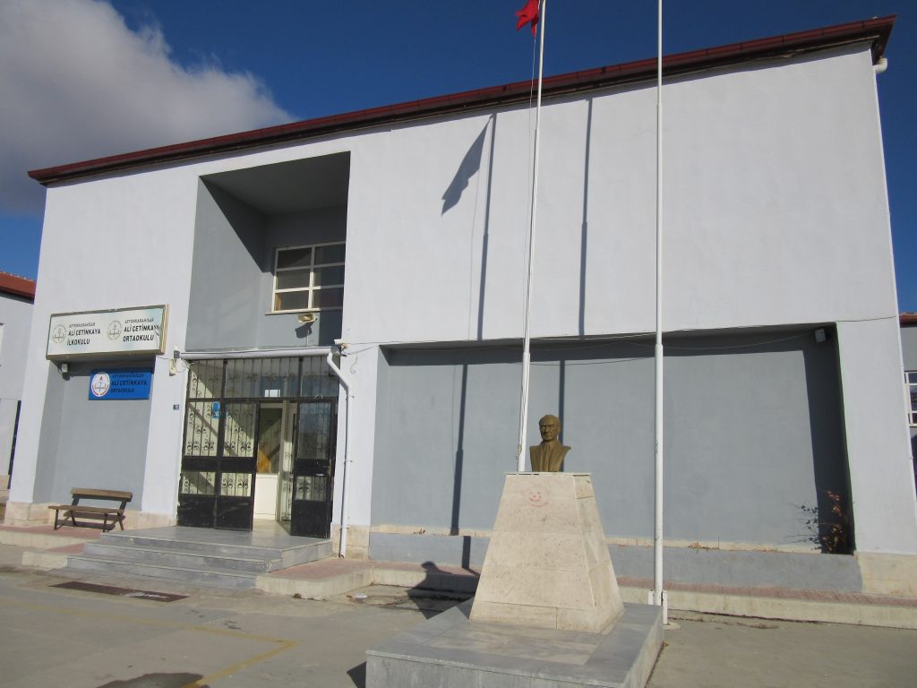 72. Ali Çetinkaya Ortaokulu school building