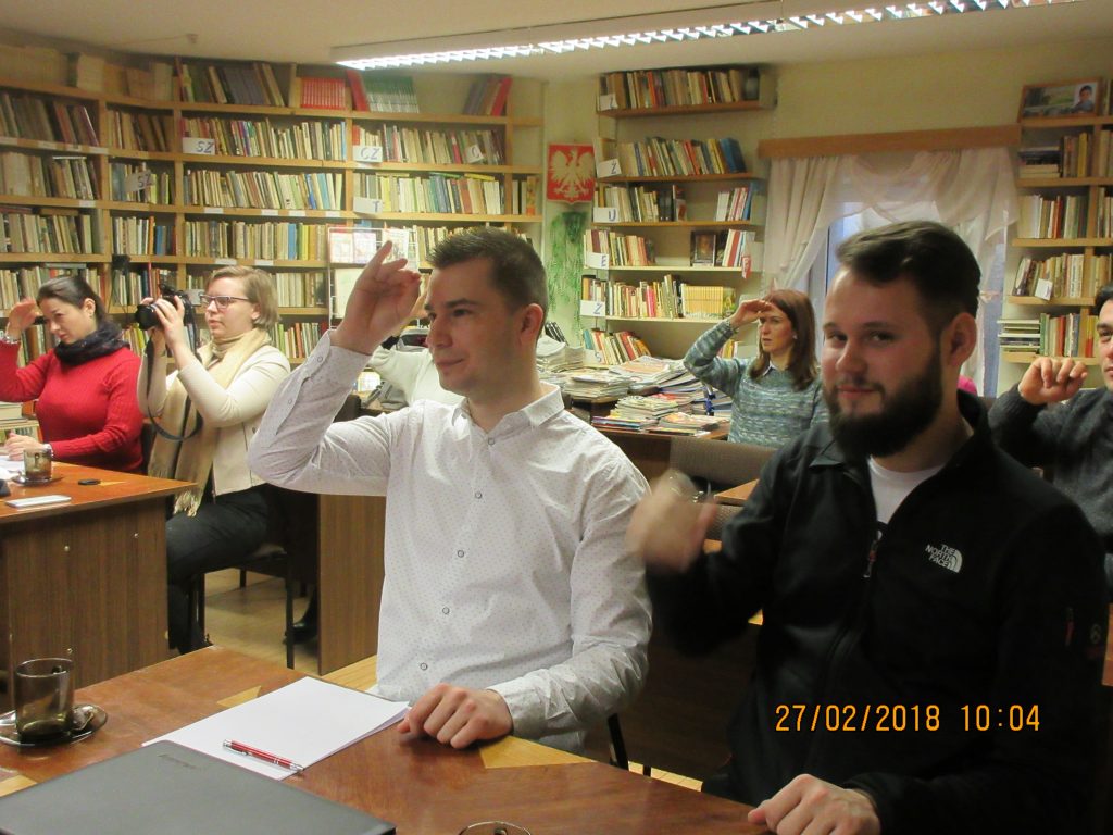 45. Learning the sign language