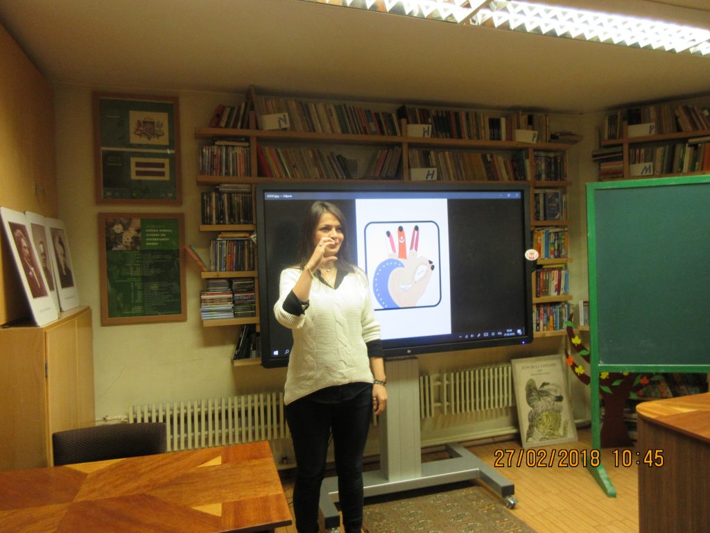 53. Learning the sign language